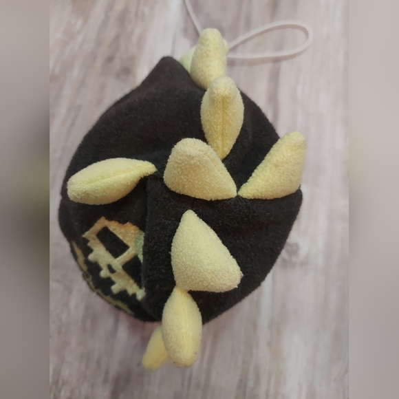 Toddler Toque and mittens set - Picture 2 of 7